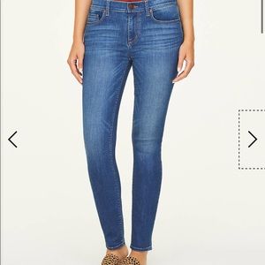 Loft outlet curvy skinny 4 petite jean WORN ONCE